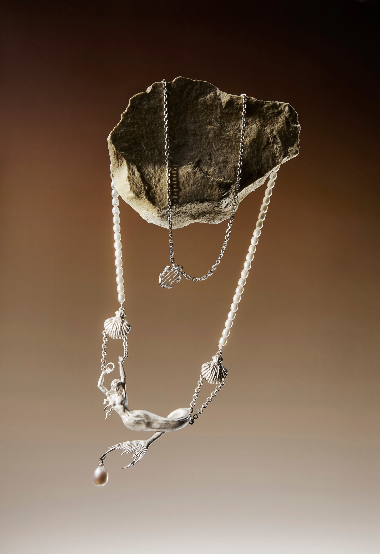 Collar sirena de plata de la serie YamSuph