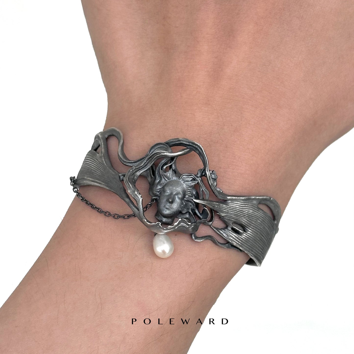 Yamsuph Tideface Silver Cuff