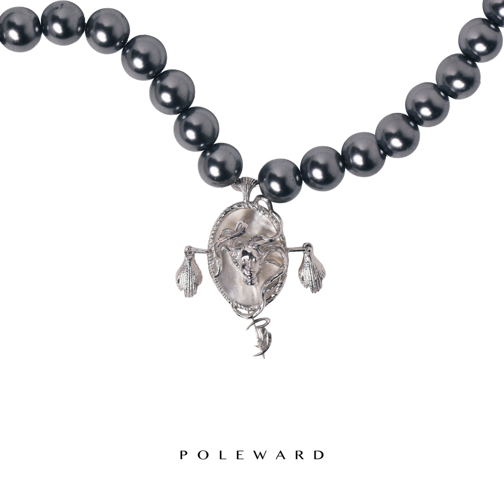 designer pearl necklace