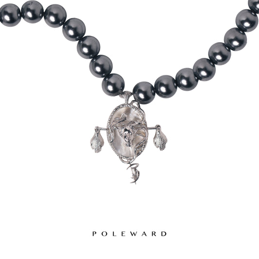 designer pearl necklace