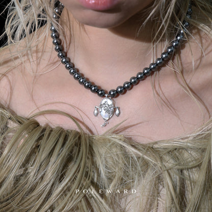 designer pearl necklace