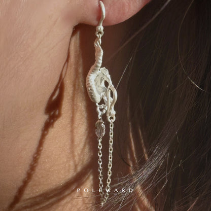 YamSuph series Water Horse Chain Earring
